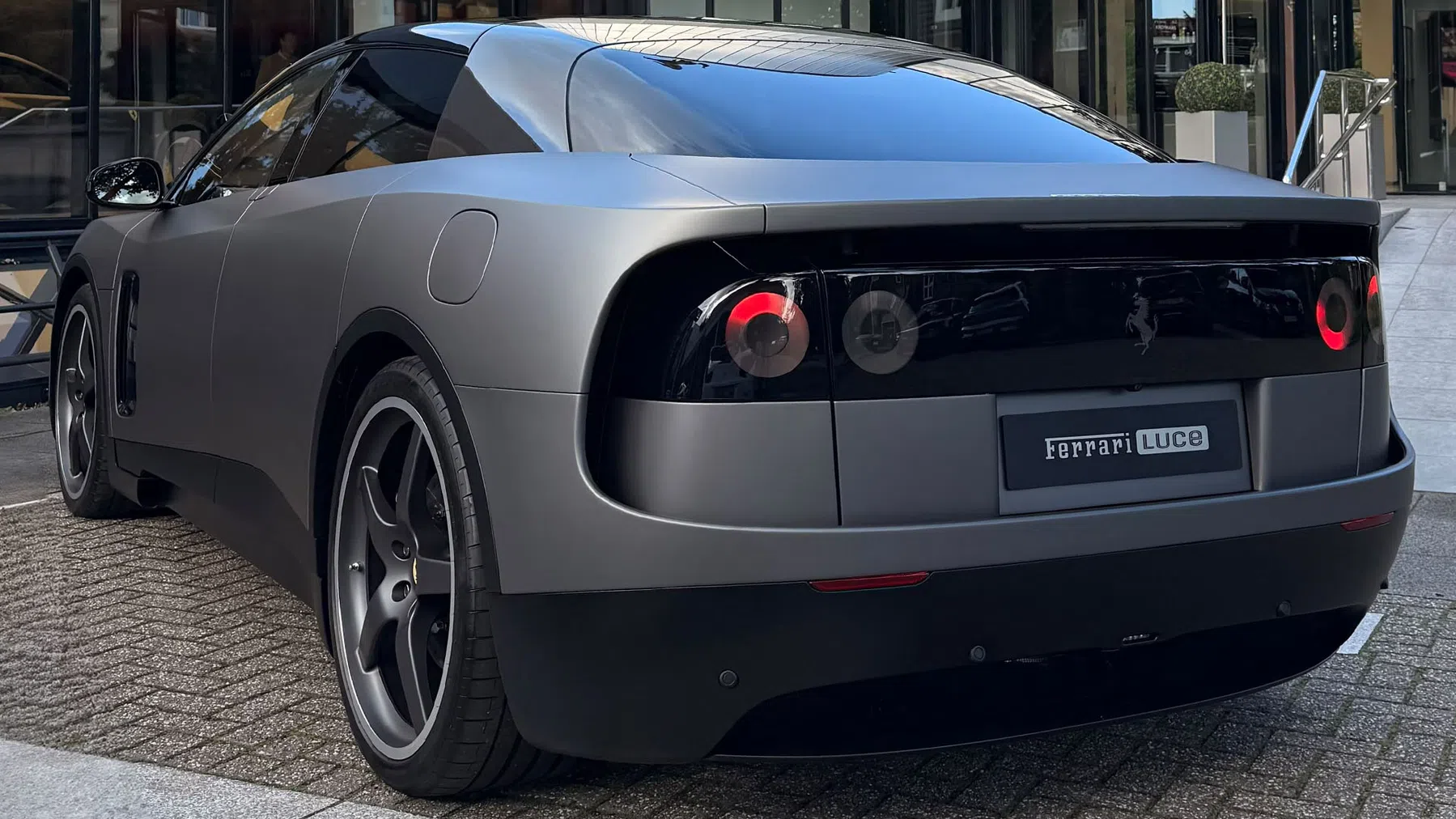 Ferrari Luce Kroymans